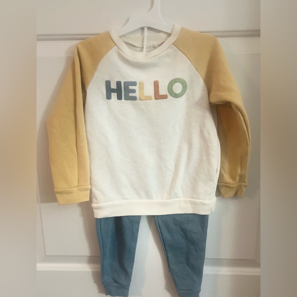 Toddler jogging set. Size 4T. Worn once!